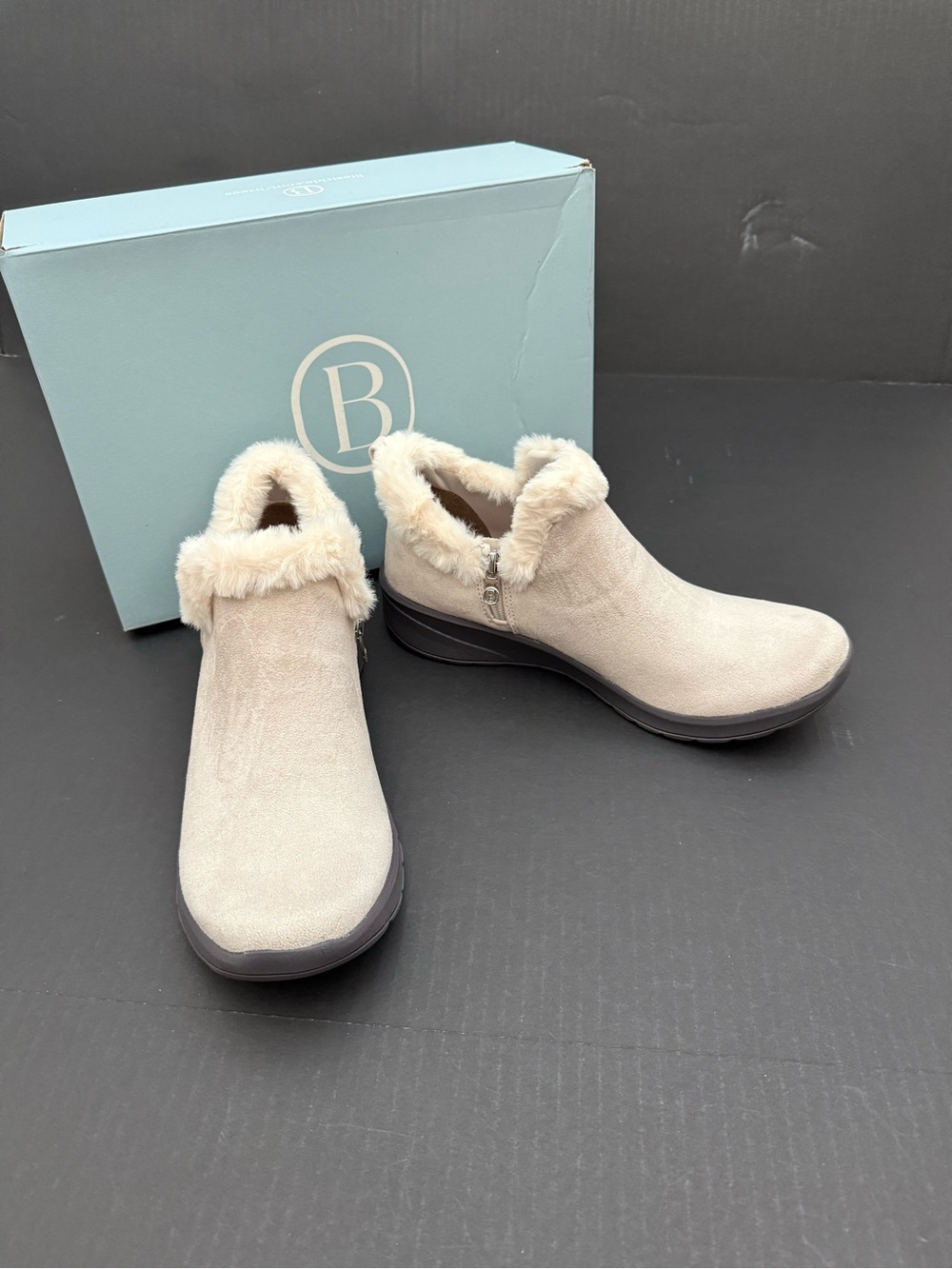Life Stride BZEES Women's Beige Faux-Fur Ankle Booties Size 10 - Picture 13 of 14